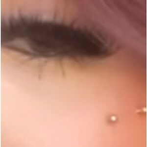 Meet your Posher, Novaa